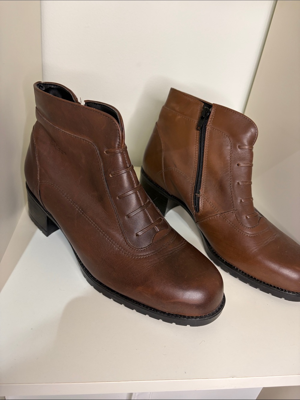 Brown Leather Ankle Boots 9